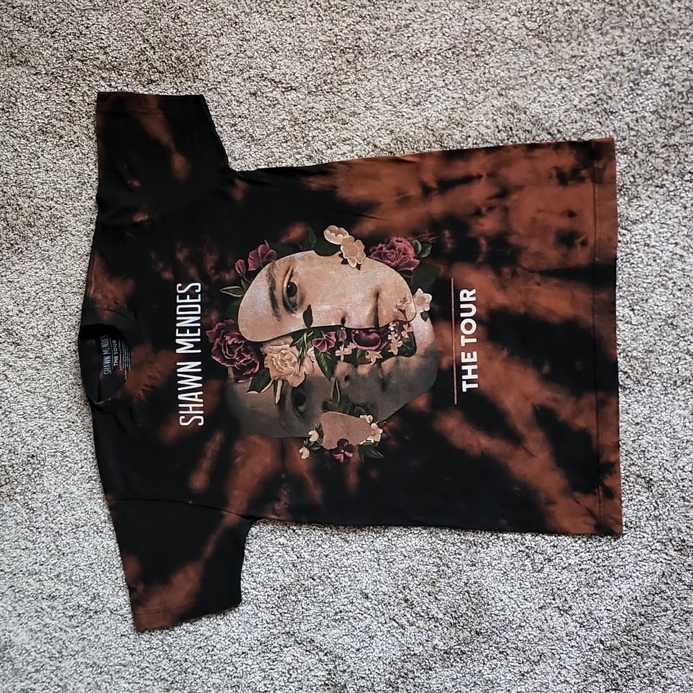 Shawn Mendes reversed tie dyed shirt